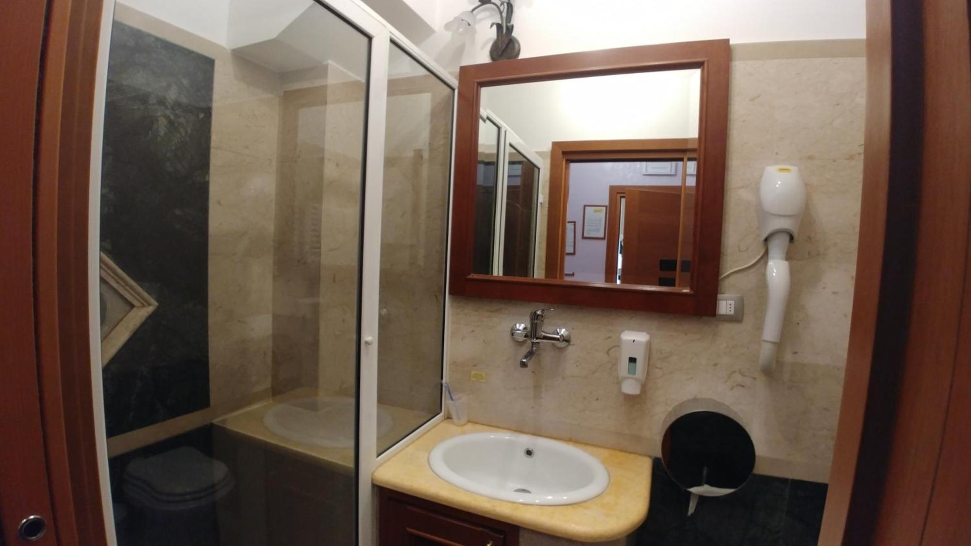 Affittacamere Stranamore Frascati Kültér fotó