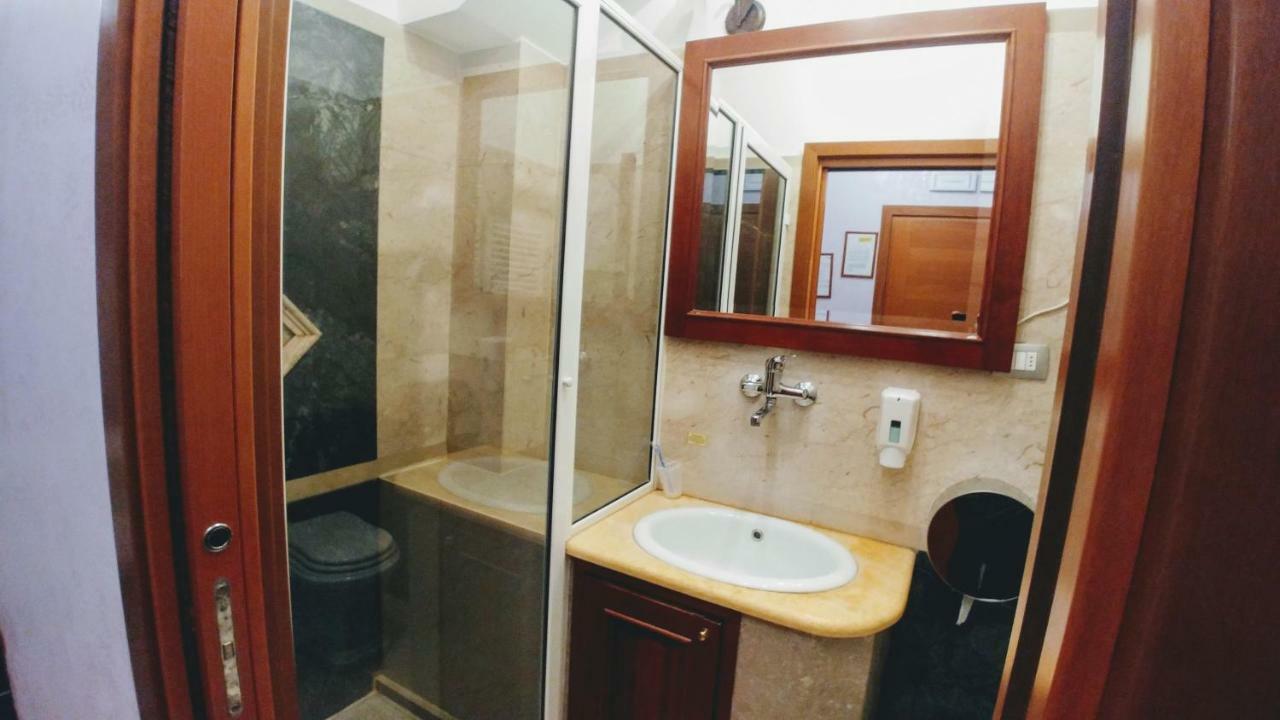 Affittacamere Stranamore Frascati Kültér fotó